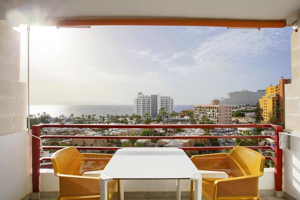 Roberta Apartment Playa De Las Americas Eksteriør bilde
